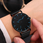 Reloj minimalista Innovador Black - La Esencia del Estilo Masculino.